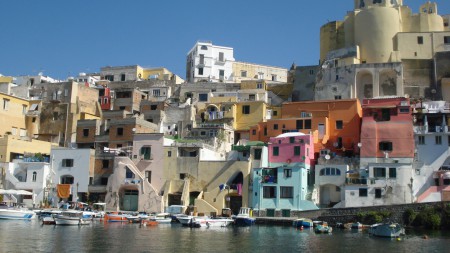 the island of Procida and its colors
